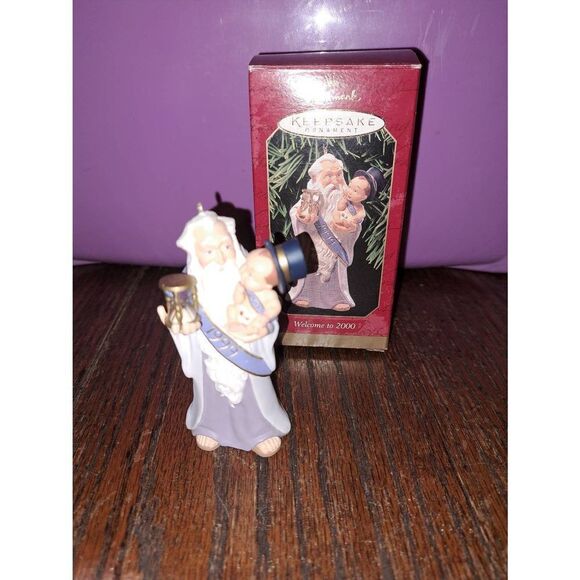 Vintage 1999 Hallmark Keepsake Welcome to 2000 Christmas Holiday Tree Ornament - Picture 1 of 4
